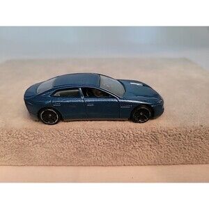 2011 HOT WHEELS, LAMBORGHINI ESTOQUE 2011 Car 1:64